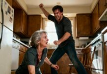 My son beat me up just because the soup wasn’t salted. The next morning he said: ‘My wife is coming for lunch, cover everything up and smile!’ Then he went to the office and when he entered his boss’s room, he turned as pale as chalk.