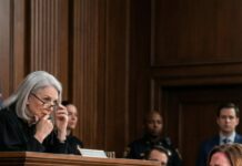 “My daughter is mentally incompetent,” my mother told the judge, pointing straight at me. “She’s unstable. She can’t even manage her own life.” I didn’t defend myself. I didn’t flinch. Instead, I waited. Because in that courtroom, she had no idea who I really was — or that every lie she just swore to under oath was about to unravel. And when the truth came out, it wouldn’t just cost her the case… it would cost her everything..