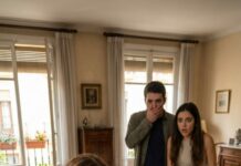 “Tranquilo… mamá lo pagará todo: primera clase y un resort en Dubái”, susurró mi hijo a su esposa. Sentí que la sangre se me helaba. Esa noche entré a mi cuenta y casi me desmayo: $38,000… desaparecidos. “¿Qué hiciste?”, le escribí, temblando. Su respuesta fue peor que el robo. Y entonces entendí que no era un viaje… era una trampa. Lo que hice después, nadie lo vio venir…