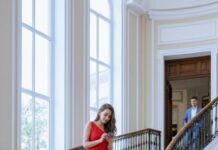 She Was Eight Months Pregnant When They Pushed Her Down 22 Marble Steps—But a Hidden Camera Caught Everything: The Affair, the Lie, and the Plan to Silence Meredith Ashford Forever, Until One ‘No’ Shattered Their Perfect Story and Turned a Mansion of Secrets Into a Courtroom Reckoning.