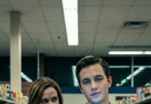 My phone vibrated at 2:13 a.m. My mother’s voicemail screeched: “You’re out there already. Don’t come back. We don’t want you to return home.” I stared at the screen and typed a single word—“Okay.” Then I acted faster than she ever expected. By sunrise: Credit cards—revoked. Collateral assets—sold. My lock screen was flooded with 46 missed calls… and a bank alert: “URGENT: suspicious activity detected.” I didn’t call back, blocked every method of contact with my family, and moved to another city. Years later, I ran into my mother by chance…