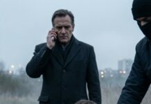 January 1st, 2020—New Year’s morning should have carried the faint scent of champagne and well-wishes. Instead, it carried the faint stench of blood and bright red stains still clinging to the green grass. I didn’t even see the hands that grabbed me—only the blurred Paris streetlights and my own breath slowly turning into panic. “You were unlucky to be born into this family,” a voice hissed in my ear. I tried to fight back in weakness: “My father is a great man…” “Your father is the reason you’re going to disappear.” When my body fell into the suburban swamp, the cold made me slowly lose consciousness—and until I left this world, I still didn’t know the terrible secret that made them want to take my life…