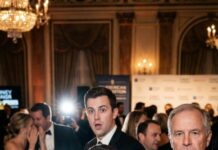 He left me for a famous singer—like I was just a rough draft he could tear apart. I stood at his gate, rain slicing my skin, when his mother opened the door and scanned me slowly. “Back for him again?” she chuckled. I lifted my chin. “No… I’m here for you.” That night, I signed one sheet of paper, and she leaned in, whispering, “From now on… call me Mom.” When he finally came home, I smiled sweetly. “Hi, son.” What do you think he did next?