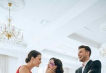 Humiliated at a Chicago charity gala while seven months pregnant, Evelyn Carter is betrayed by her husband, his mistress, and her mother-in-law—then nearly loses her baby in the hospital. But they never knew who she really was… and her quiet comeback will destroy them in public.