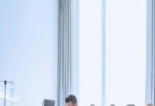 I was still dizzy from the anesthesia when he walked in—not with flowers, not with worry, but with her perfume trailing behind him. “Get up,” he said, voice cold as the IV drip. “This bed isn’t for you anymore.” I pressed a trembling hand to my belly. “I’m carrying your child.” He didn’t even blink. “And I’m choosing her.” The monitor kept beeping like a warning I couldn’t understand—until the nurse whispered something that made my blood turn to ice… and his face finally crack.