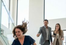 I came to his villa for one last chance to save our marriage—not to hear him sneer, ‘You’re overreacting,’ with eyes colder than stone. My hand touched my belly. ‘Our baby—’ I whispered, but his fingers slammed into my shoulders, and the world vanished beneath me. As I hit the floor, I heard his breath at my ear: ‘Stay quiet.’ Then, through the blur, I saw it—a tiny red light blinking in the corner. It had recorded everything… but who would see it first?