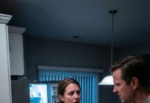 “I came home after working late, exhausted and starving, only to be greeted by my mother-in-law’s cold voice: ‘A wife who can’t make dinner has no sense of responsibility.’ Before I could even breathe, my husband shoved a pile of dirty dishes toward me and snapped, ‘Wash these. Since you’re so useless tonight.’ There wasn’t even a single bite of food left for me. And that was the moment something inside me finally broke…”