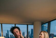 My wife called me at work and said, “I just inherited millions. Pack your things and get out of the apartment.” When I came home, the divorce papers were already waiting on the table like she had planned my erasure down to the minute. I smiled, signed them, and told her, “Good luck.” She thought she had won. But 24 hours later, she was pounding on my door, begging me to answer.