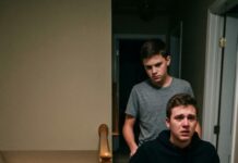 I was the broken son in a perfect family, the one who walked with pain but slept surrounded by love. My younger brother had strong legs, a handsome face, and a heart full of poison. “Why him? Why do they love you?” he hissed, shoving my wheelchair toward the stairs. I thought jealousy was just anger—until the night I realized he wasn’t trying to scare me. He wanted me gone.