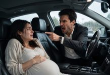 “MY CAR’S LEATHER IS EXPENSIVE!” HE YELLED WHEN MY WATER BROKE. HE THREW ME OUT, LEFT ME IN LABOR, AND DROVE AWAY. I REACHED THE HOSPITAL ALONE. WHEN HE RETURNED, HE WAS SHOCKED TO SEE WHAT AWAITED…